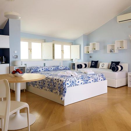 Suite Aphrodite - Exclusive Flat Salerno Exteriör bild
