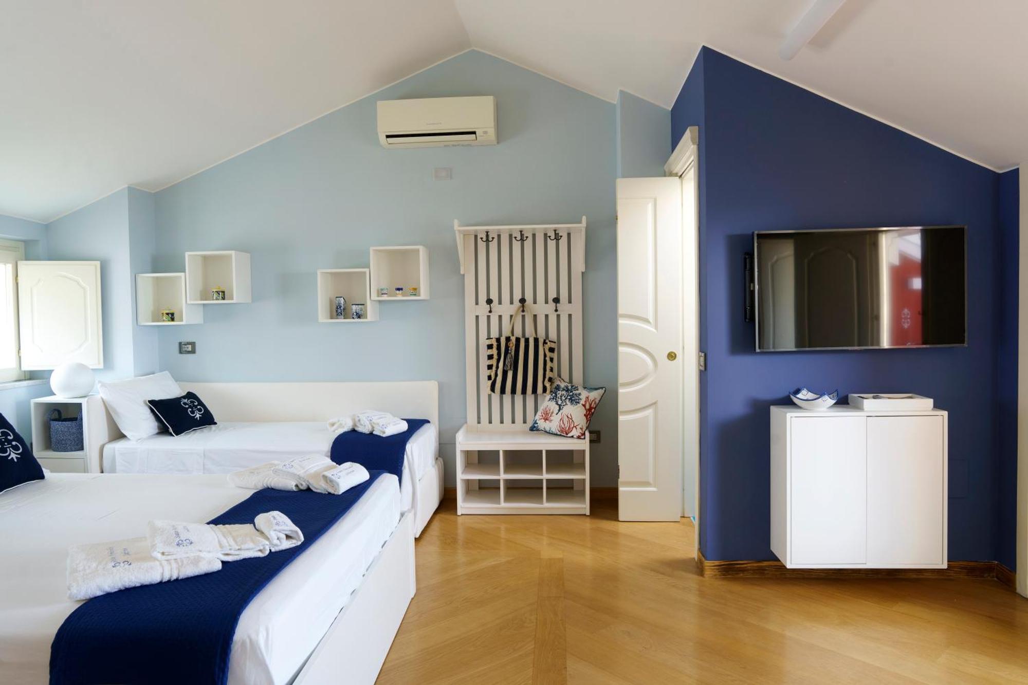 Suite Aphrodite - Exclusive Flat Salerno Exteriör bild