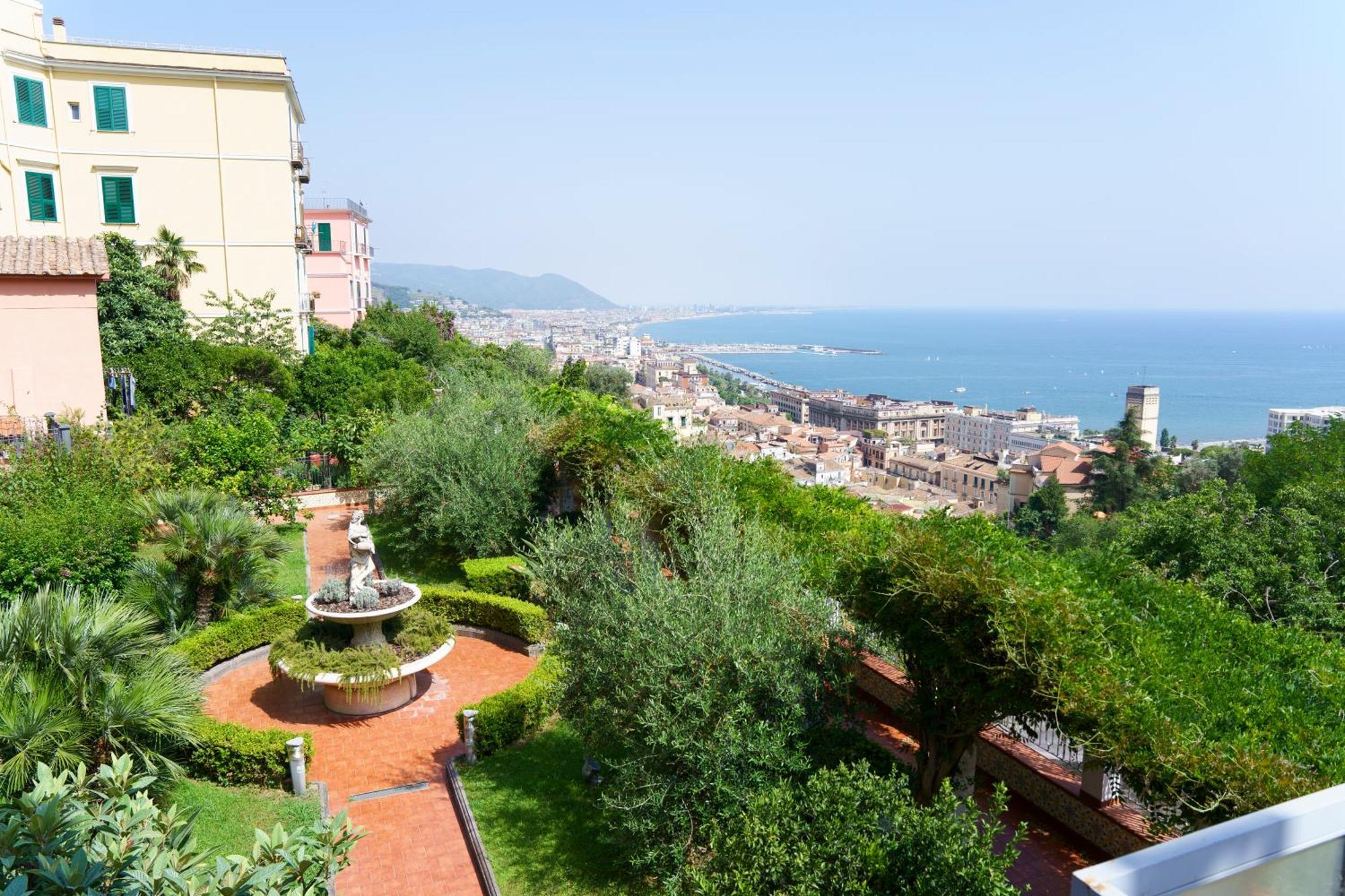 Suite Aphrodite - Exclusive Flat Salerno Exteriör bild