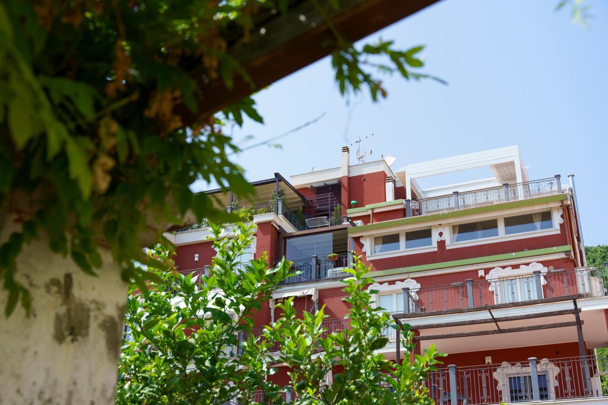 Suite Aphrodite - Exclusive Flat Salerno Exteriör bild